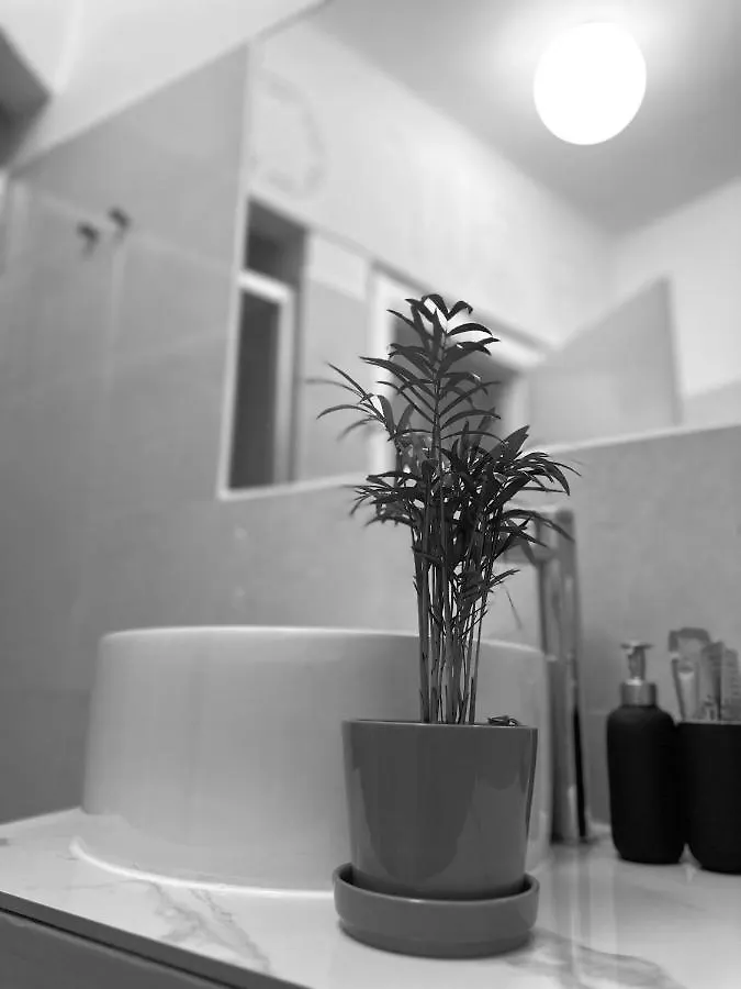 Boutique Hotel Novecento La Spezia 2*,  Italy