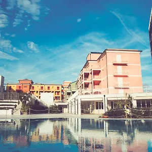 Feriested Ai Pozzi Village &