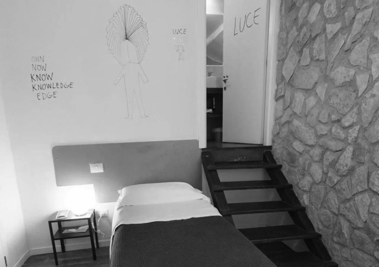 Hotel Novecento La Spezia 2*,